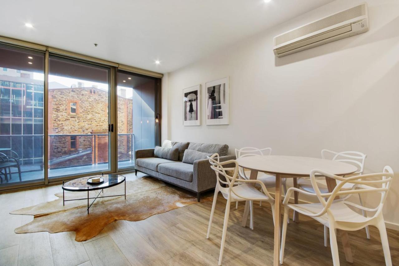 Swainson On Bent Apartment Adelaide Exterior photo